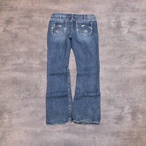 Silver Jean's CO Aiko Flair Bootcut Distressed Midwash Denim Jean's Pant;s